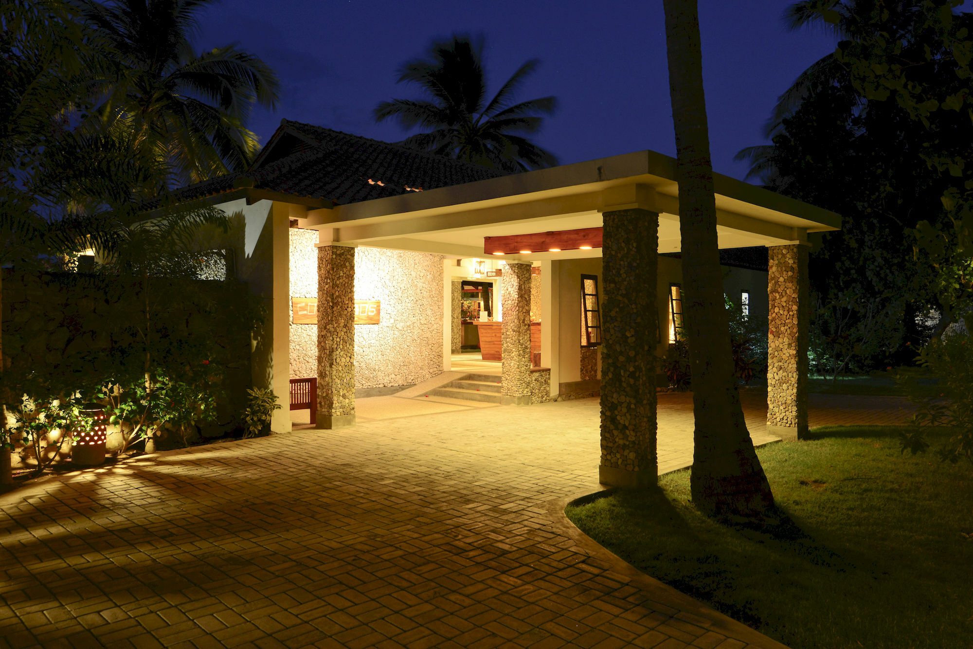 Cocotinos Sekotong Lombok Hotel Sekotong Barat Exterior photo